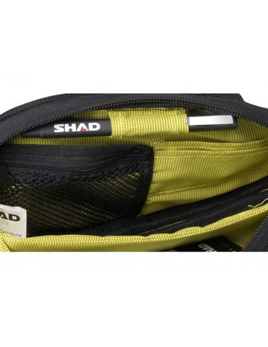 Bolsa de pierna Shad SL04 con 0'5 litros de capacidad vista porta bolígrafo