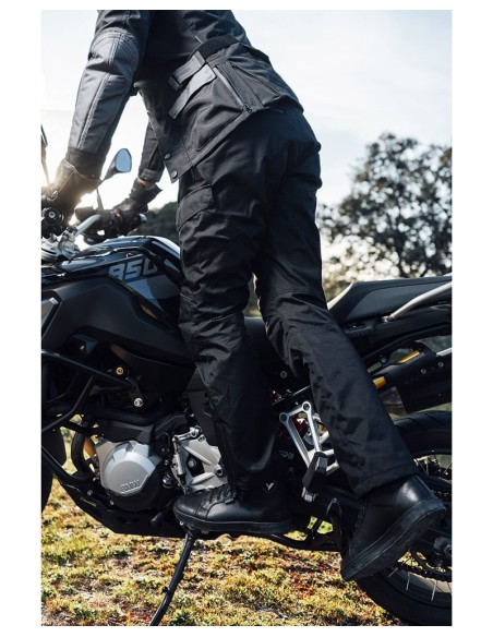 BY CITY PANTALON RISK BLACK en ALDAMOVIL